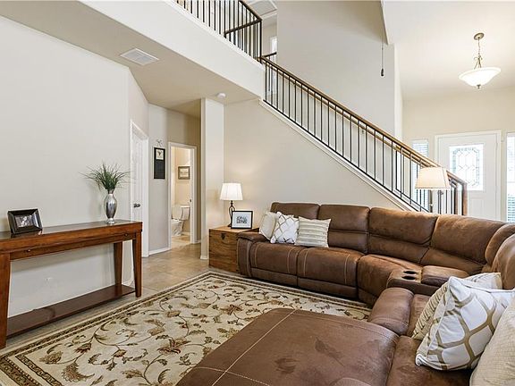 3rd image of 8641 White Ibis Dr