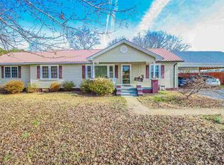 125 Old Station Rd, West Union, SC 29696