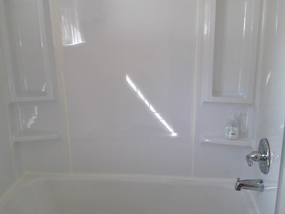 3rd image of 5 Tunxis Pl
