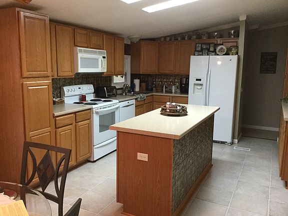 2nd image of 129 Junction Dr