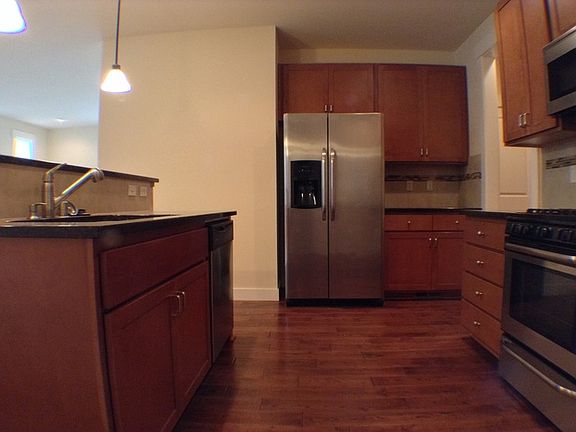 5th image of 3225 141st St SE