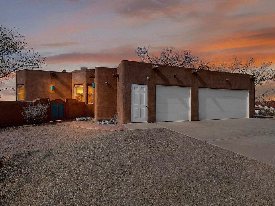 1st image of 1201 Chihuahua Rd NE