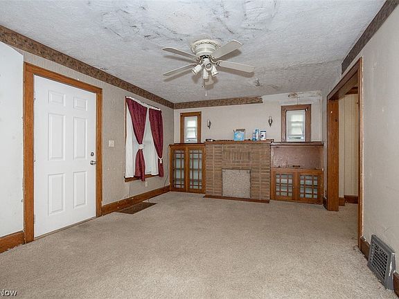 3rd image of 1245 Forbes Ave