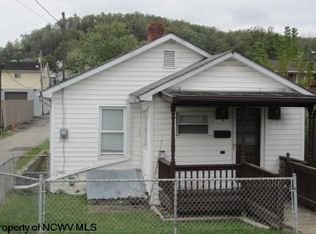 98 Ohio Ave, Nutter Fort, WV 26301