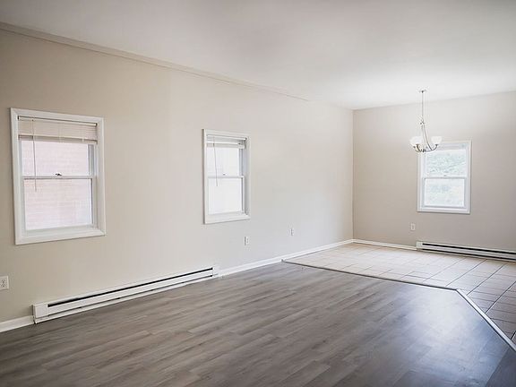 3rd image of 137-139 Main St #1