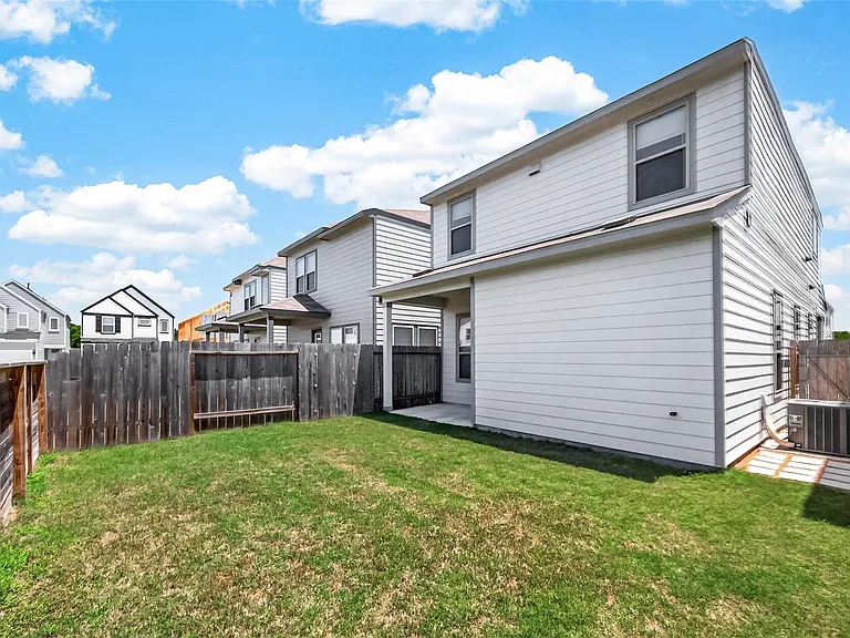13412 Sun Cay Dr — Photo 40