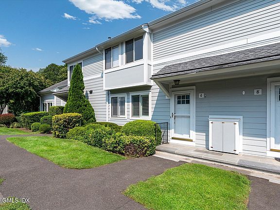2nd image of 6 Whiffletree Way Unit 6
