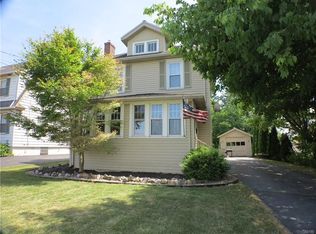 1038 Sunnycrest Rd, Syracuse, NY 13206