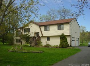 59 Maple Ave, Bloomfield, CT 06002