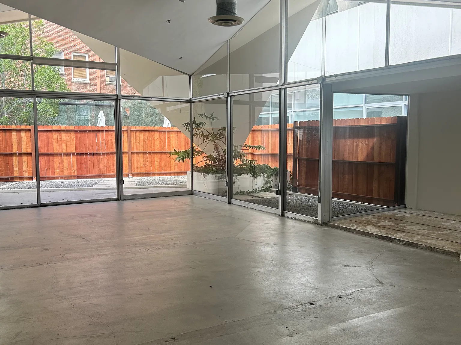 1 bed, 1400 sqft, $3,700 — Photo 2