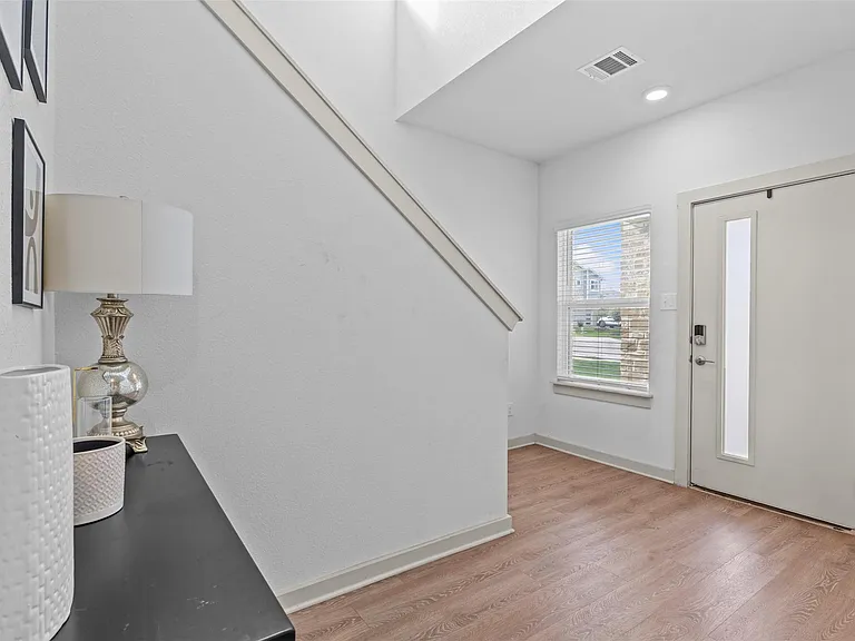 133 Folsom St — Photo 4