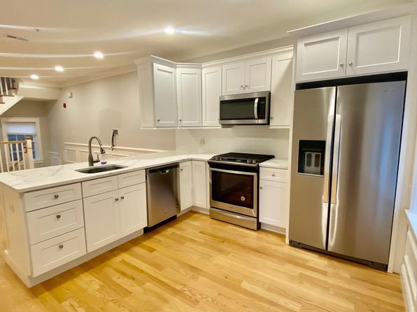 16 Common St #3