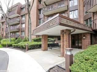 1125 Lake Cook Rd APT 304 Northbrook IL 60062 Zillow 1125 Lake Cook Rd APT 304 Northbrook IL 60062 Zillow