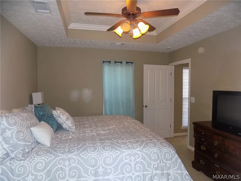 628 Vintage Way — Photo 12