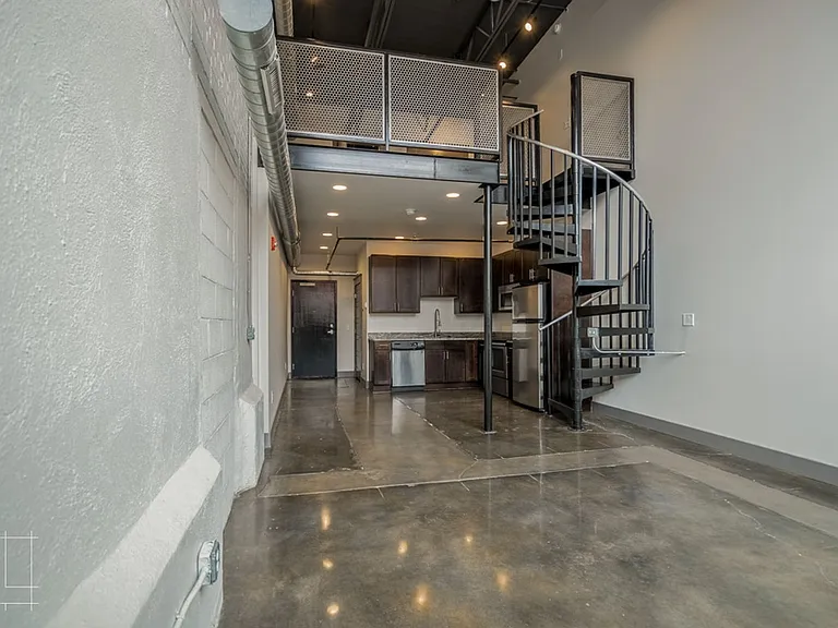 Wonder Bread Lofts — Photo 62