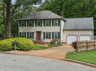 32 Padgett Ct, Newport News, VA 23606