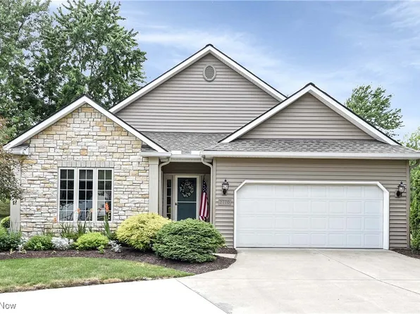 2770 Wilks Ln #8, Westlake, OH 44145