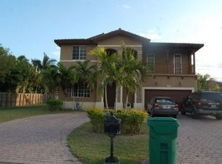 13042 SW 194th St, Miami, FL 33177