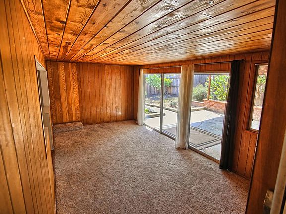 4th image of 203 Thomas Dr
