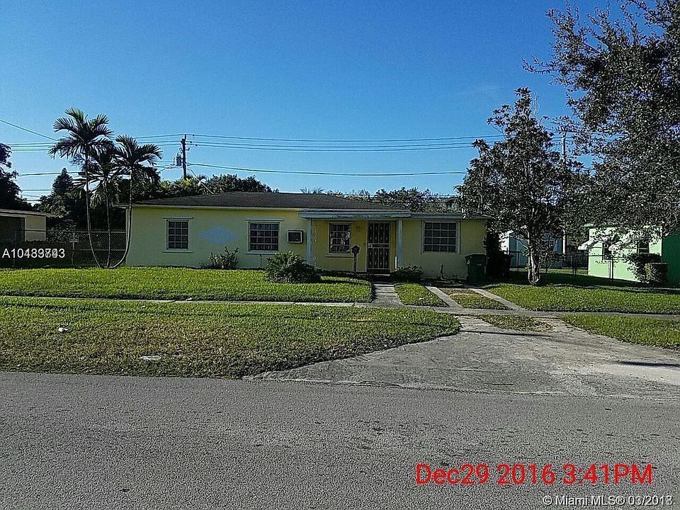 1st image of 14520 Carver Dr