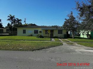 14520 Carver Dr, Miami, FL 33176