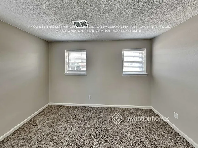5829 S Perth Pl — Photo 14