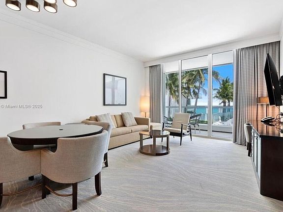 3rd image of 4391 Collins Avenue Unit 623