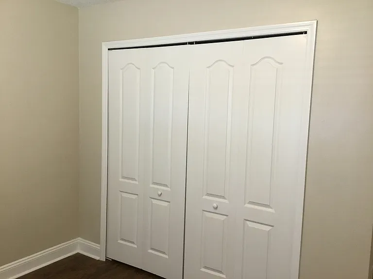 2320 Brian Lakes Dr E — Photo 13