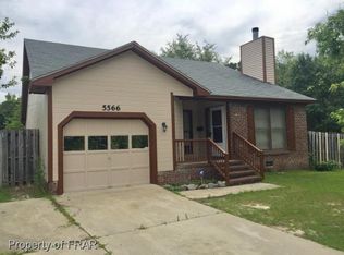 5566 Arapahoe Ct, Fayetteville, NC 28304