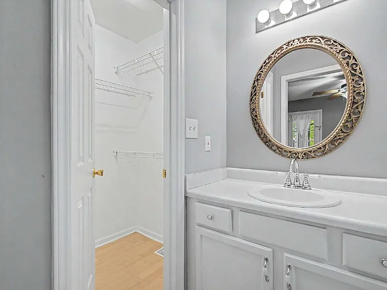 5812 Gentle Wind Dr — Photo 23