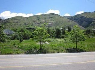 1252 Devonshire Dr, Provo, UT 84604