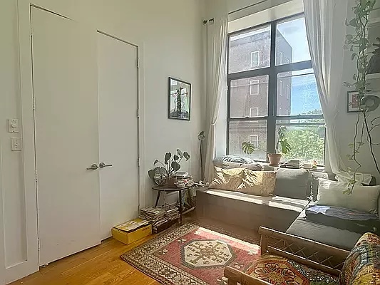 Rented by MADEHOME | media 13