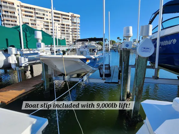 5155 N Highway A1a #211, Hutchinson Island, FL 34949