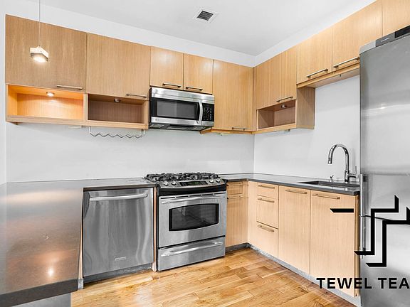 3rd image of 328 E 119th St #4A