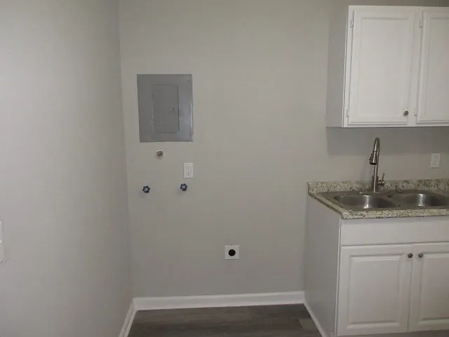 784 Terminal Ct #1 — Photo 7