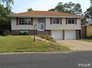 5811 W Sioux Trl, Peoria, IL 61607