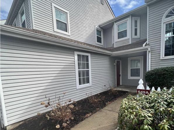 649 Rose Hollow Dr #A