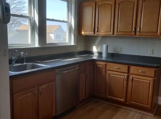 34 Rock Ave, Swampscott, MA 01907