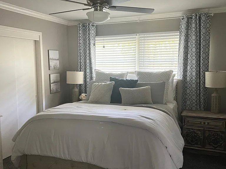3501 McMillan Dr — Photo 6