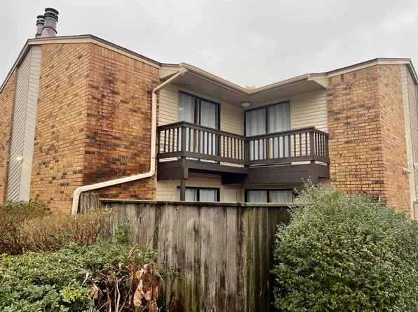 1212 N Major Dr #19S, Beaumont, TX 77706