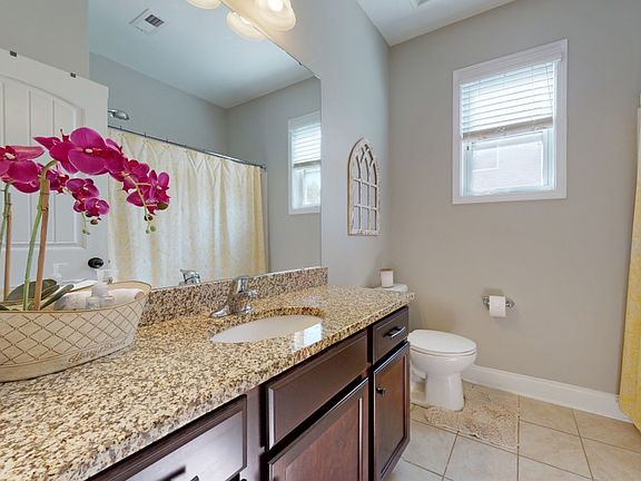 2nd image of 2061 Lakebridge Dr