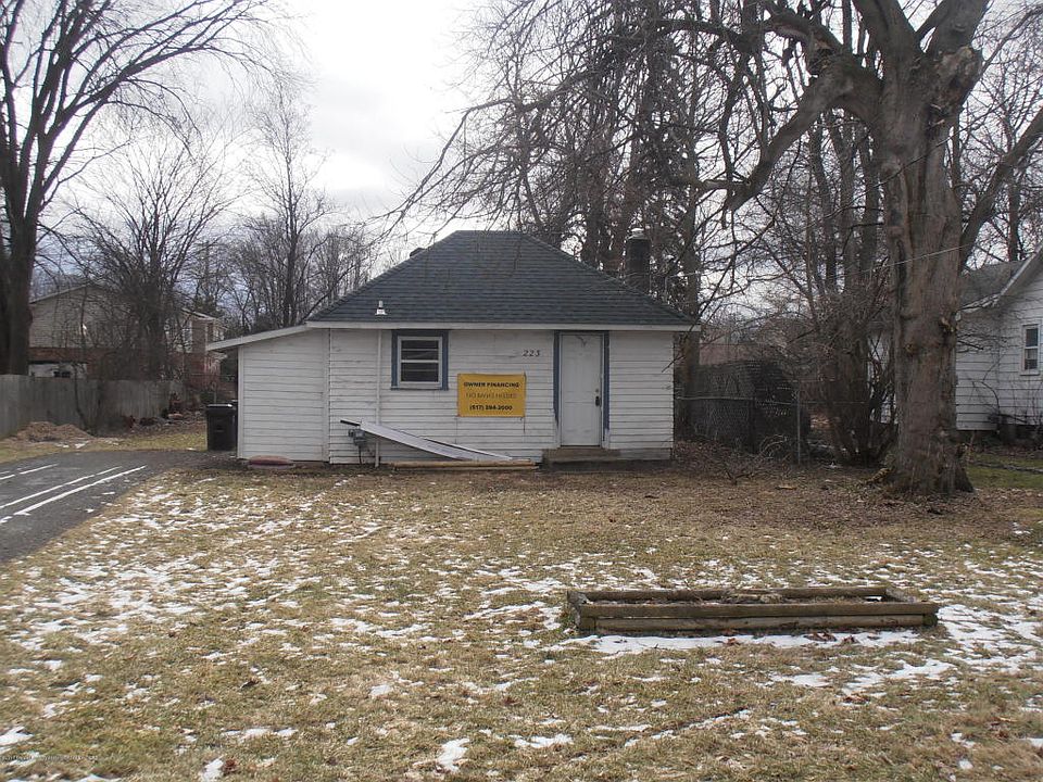1st image of 223 W Fairfield Ave