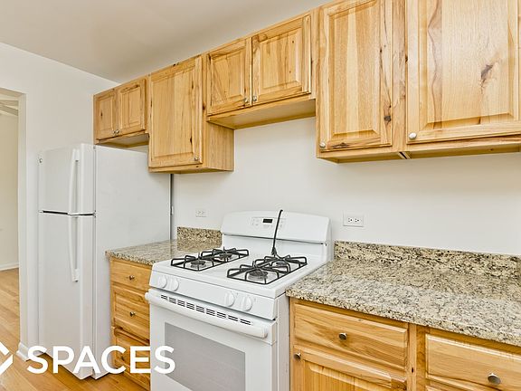 2nd image of 738 W Aldine Ave #3EA