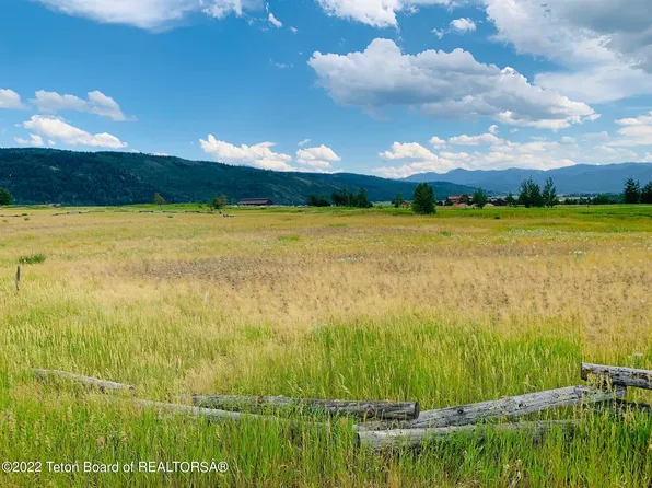 91 Desert Fox Ln, Victor, ID 83455