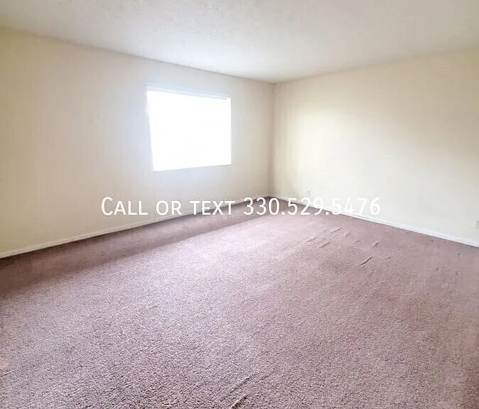 591 E Buchtel Ave — Photo 3