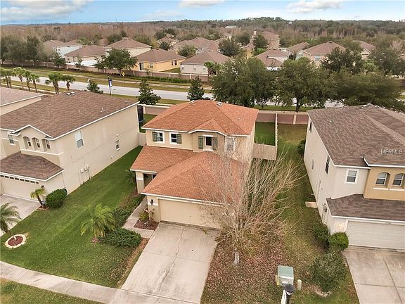 4th image of 19346 Timberbluff Dr