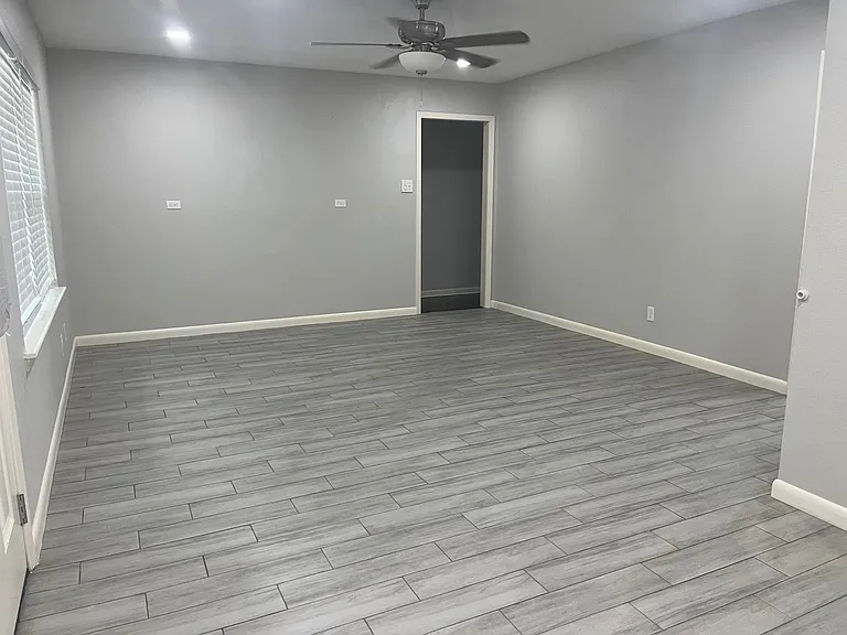 603 Center Way — Photo 4