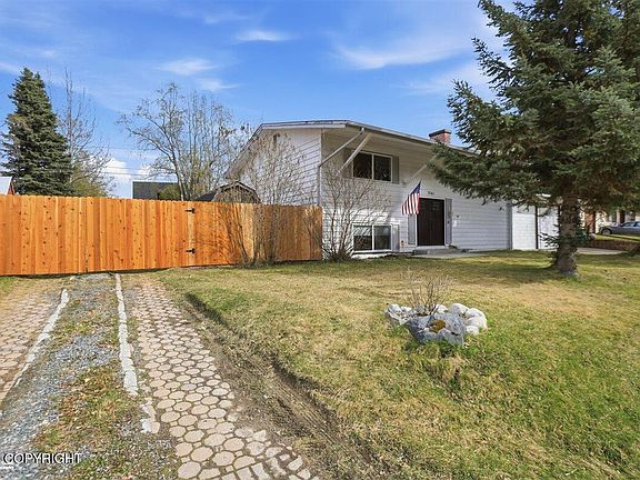 3rd image of 7041 Tall Spruce Dr