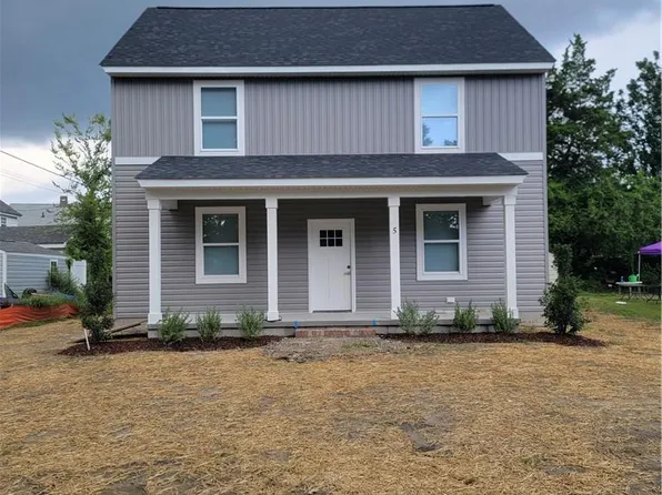 5 Barney Pl, Portsmouth, VA 23702