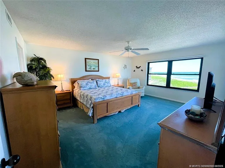 2491 NE Ocean Blvd #302 — Photo 15